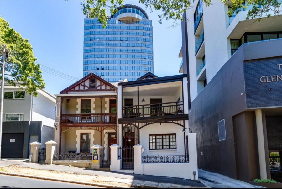 To Let 6 Bedroom Property for Rent in Sea Point Western Cape